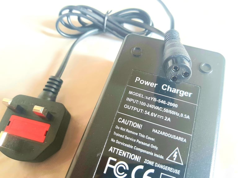 3 PIN 58.4V FEMALE Battery Charger / Bike charger for Ebike or Escooter 12mm Aviation GX12 BRAND NEW