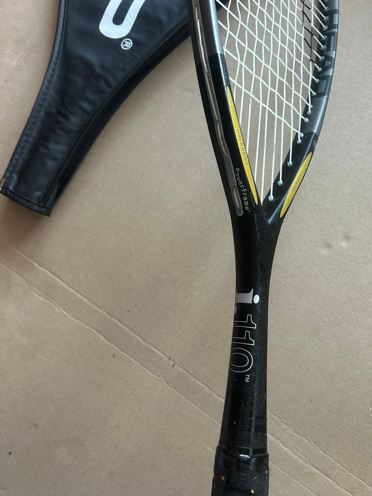 Head I.110 squash racket intellifiber.