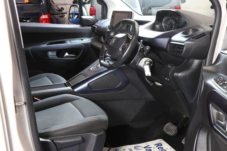 PEUGEOT RIFTER Petrol Auto WAV Automatic Mobility 