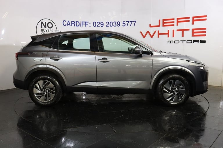 2022 Nissan Qashqai 1.3 DIG-T MHEV Acenta Premium 5dr (APPLE CAR PLAY, REV CAMERA) Manual