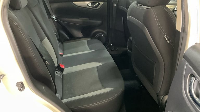 2019 Nissan Qashqai 1.3 DIG-T N-Connecta SUV 5dr Petrol Manual Euro 6 (s/s) (140 ps) F/S/H! HATCH...