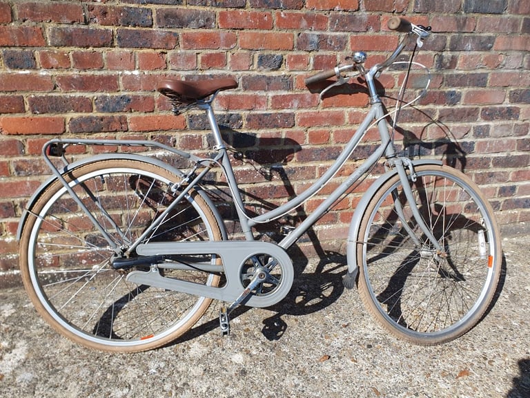 Bobbin Birdie Traditional Step Through Bike - Quality Spec