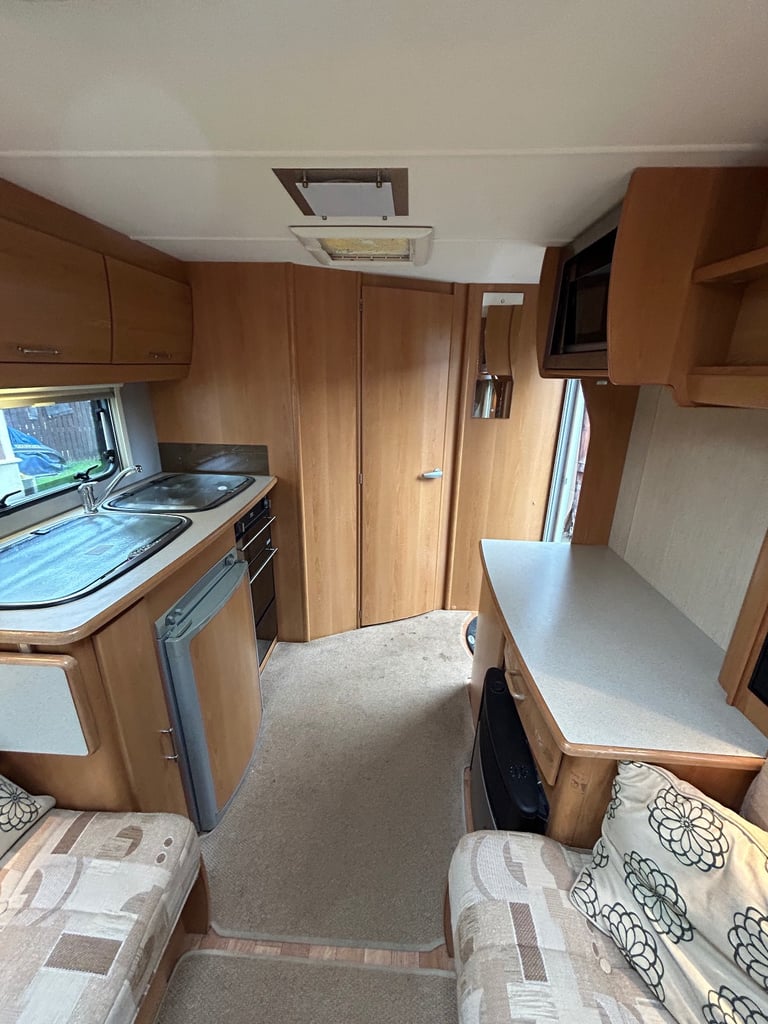 2010 Compass corona 
