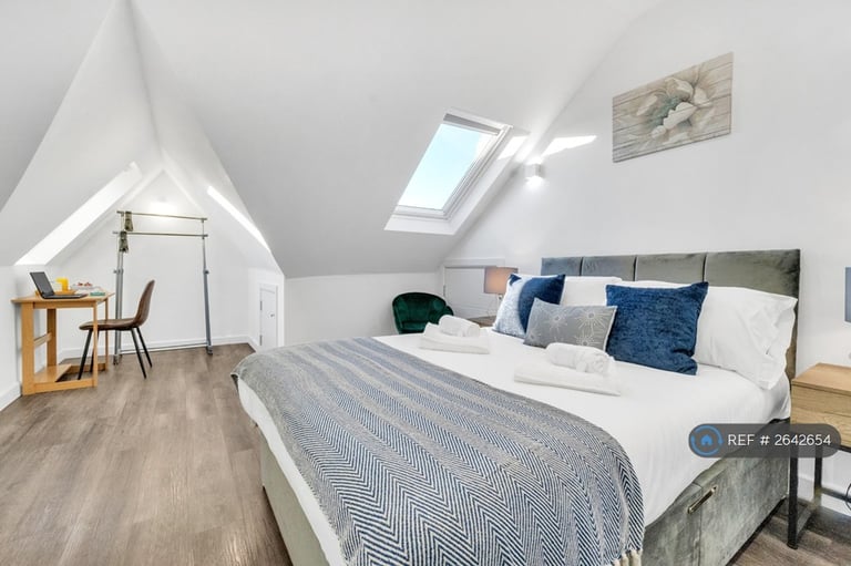 2 bedroom flat in Mount Road, London, NW4 (2 bed) (#2642654)