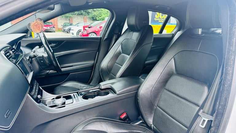 2015 Jaguar XE 2.0d [180] R-Sport 4dr Auto SALOON DIESEL Automatic