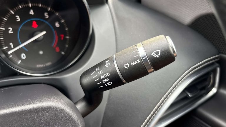  Jaguar XE 2.0 Ingenium R-Sport 4dr Auto Saloon Petrol Automatic