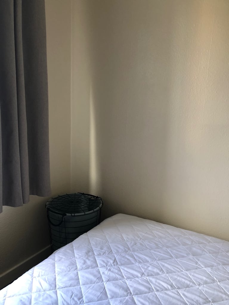 double room to rent in Stenhouse