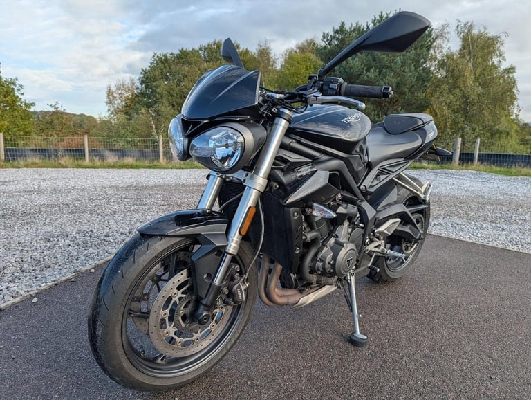 2019 TRIUMPH STREET TRIPLE S