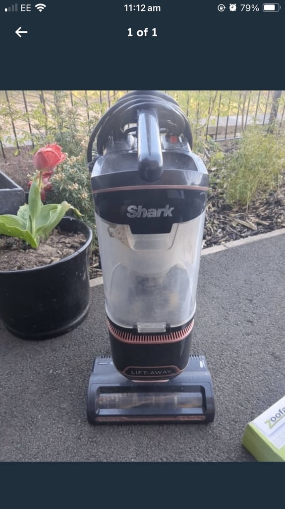 image for Shark lift away hoover (needs hose)