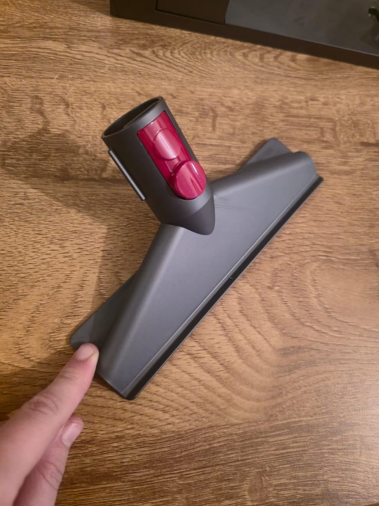 Dyson v7 atachment, brand new