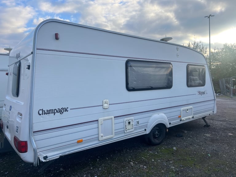5 berth Bailey Ranger with awning. Can deliver.