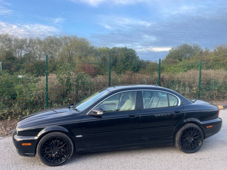 JAGUAR X-TYPE 2.2 D SOVEREIGN 09 REG BLACK 4 DOOR SALOON MOT DECEMBER 12TH 2025 SERVICE HISTORY