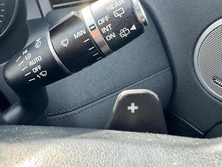 2012 62 LAND ROVER RANGE ROVER EVOQUE 2.2 SD4 PURE SUV 5DR DIESEL AUTO 4WD EURO