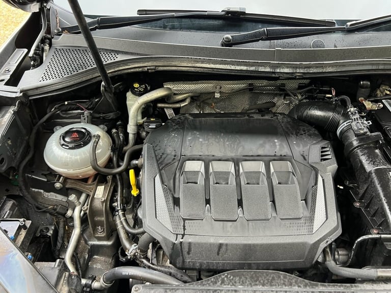 2020 Volkswagen Tiguan 2.0 TSI R-Line Tech SUV 5dr Petrol DSG 4Motion Euro 6 (s/s) (190 ps) ESTAT...