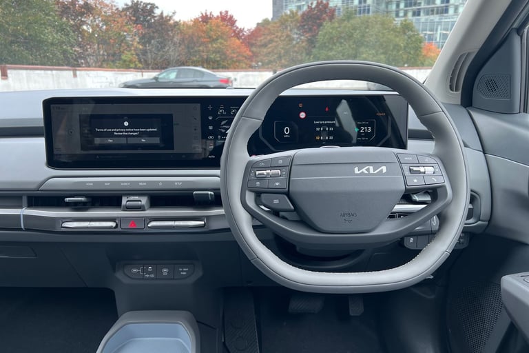 2025 Kia EV3 148kW Air 81.4kWh 5dr Auto Estate Electric Automatic