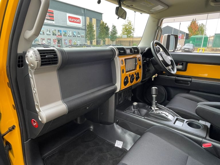 2011 Toyota FJ Cruiser FJ CRUISER FJ40 LANDCRUISER AMAZON COLORADO  4x4 Petrol Automatic