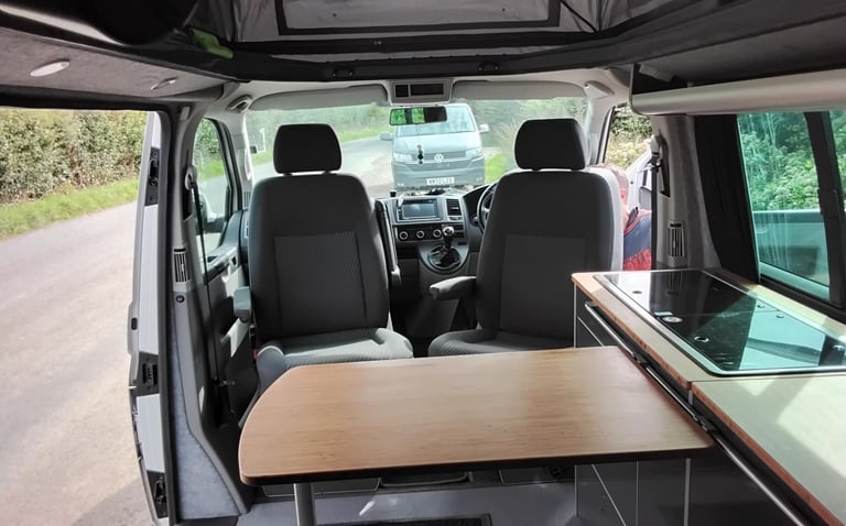 VW Transporter 140 Highline 4 berth 4 belt, top quality Camper conversion