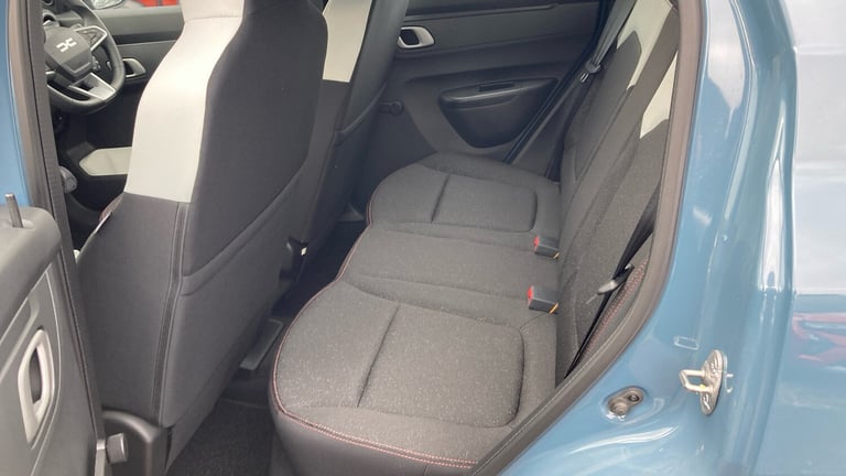 2025 Dacia Spring 27kWh Expression 65 48kW 5dr Auto Electric Hatchback Hatchback Electric Automatic