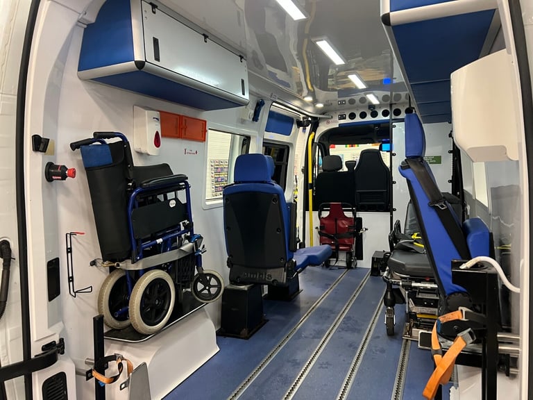 2016 Renault Master LM35 BUSINESS 2.3DCI 130PS LWB 7 SEAT DISABLED ACCESS MINIBUS C/W STRETCHER P...