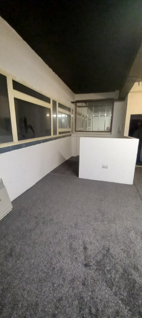 **LET BY**HIGH SPEC**1 BED**STUDIO**FLAT 7**6 WATERLOO ROAD**BURSLEM**