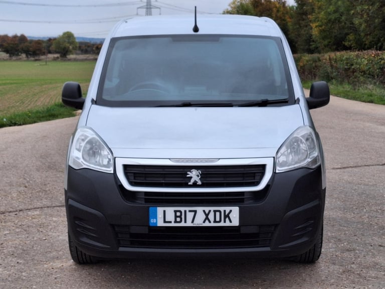 2017 Peugeot Partner 1.6 BlueHDi 651 Professional Panel Van 5dr Diesel Manual L1 (112 g/km, 73.9 ...