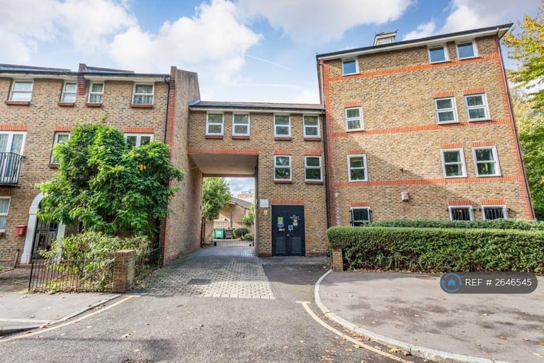 2 bedroom house in Elmgreen Close, London, E15 (2 bed) (#2646545)