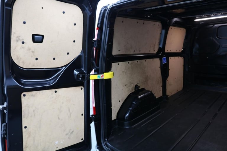 2023 Ford Transit Custom 2.0 320 Limited EcoBlue Automatic 170 BHP L2 H1 Euro 6 ULEZ Free PANEL V...