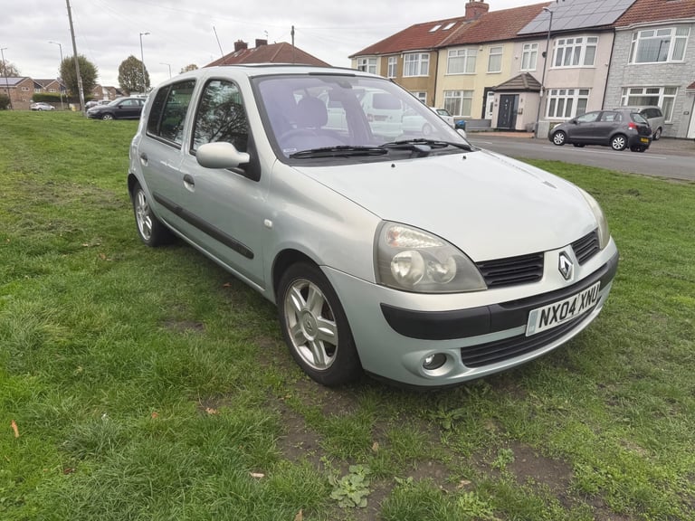 Cheap Renault Clio 2004, 1298 (cc) for sale in St George, Bristol