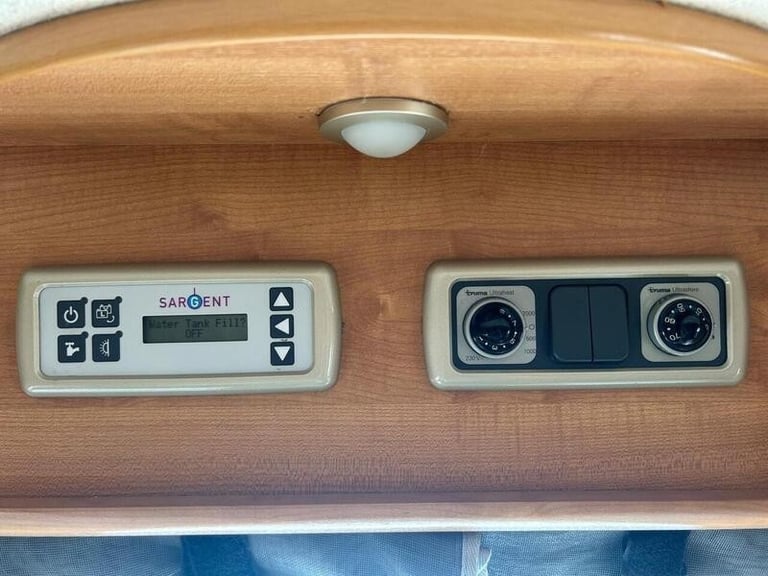 Auto-Trail Tracker 2.2 EKS Van Conversion 