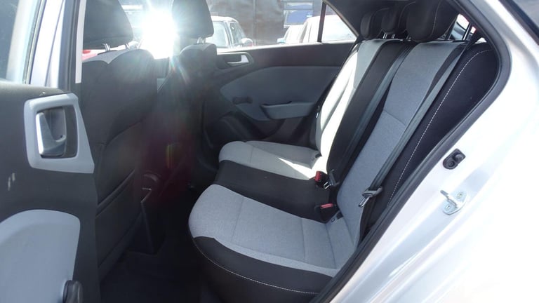 HYUNDAI I20 1.2 Blue Drive S Silver Manual Petrol 2016