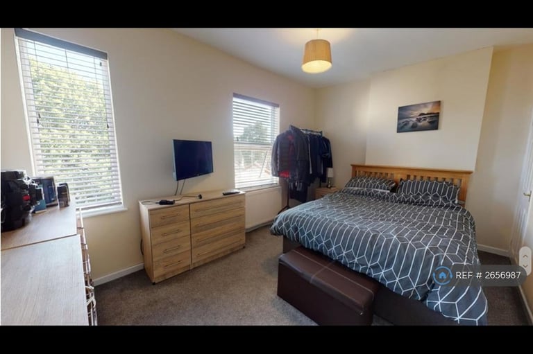 3 bedroom house in Ainsworth Street, Stoke-On-Trent, ST4 (3 bed) (#2656987)