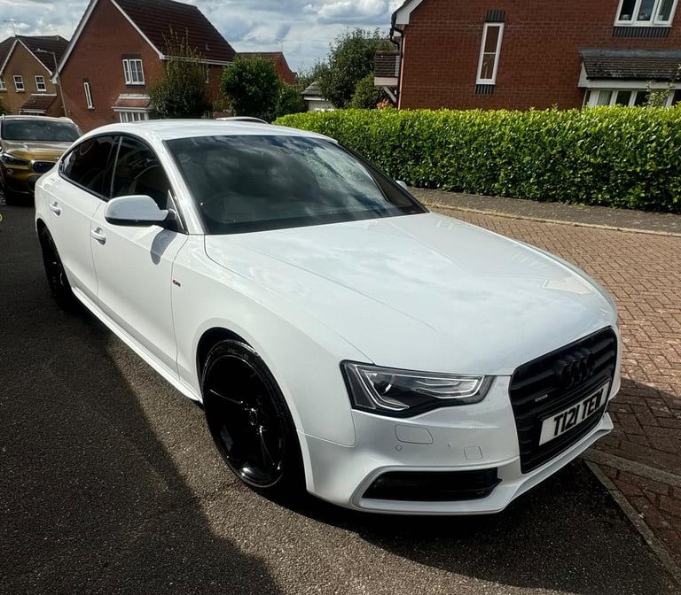Audi, A5, Hatchback, 2014, Semi-Auto, 1984 (cc), 5 doors