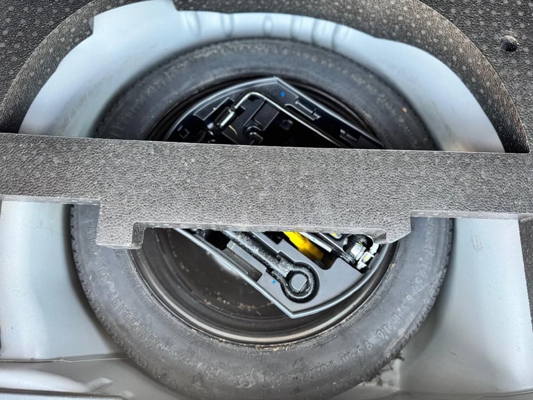 2016 Peugeot 2008 1.2 PureTech Allure Euro 6 (s/s) 5dr HATCHBACK Petrol Manual