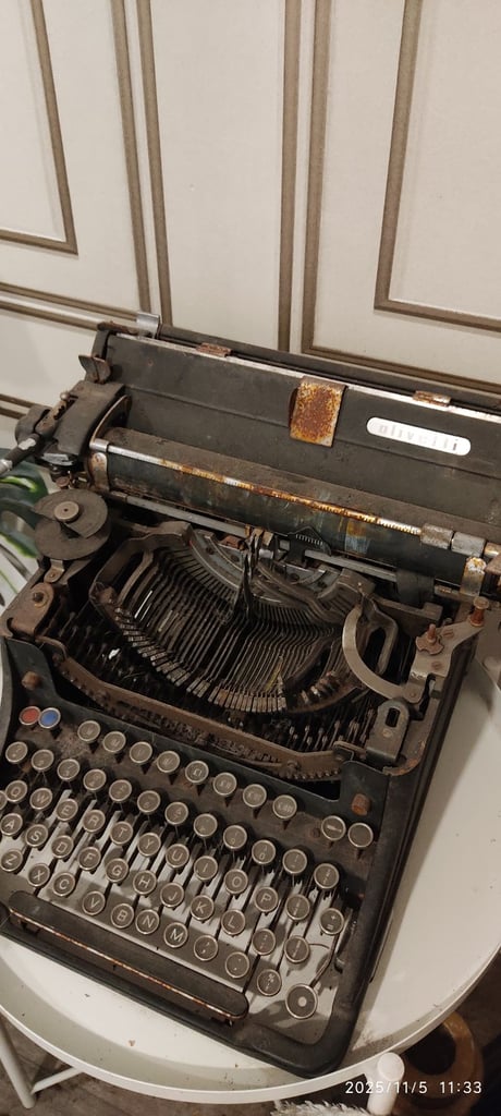 Antique typewriter ancient machine 