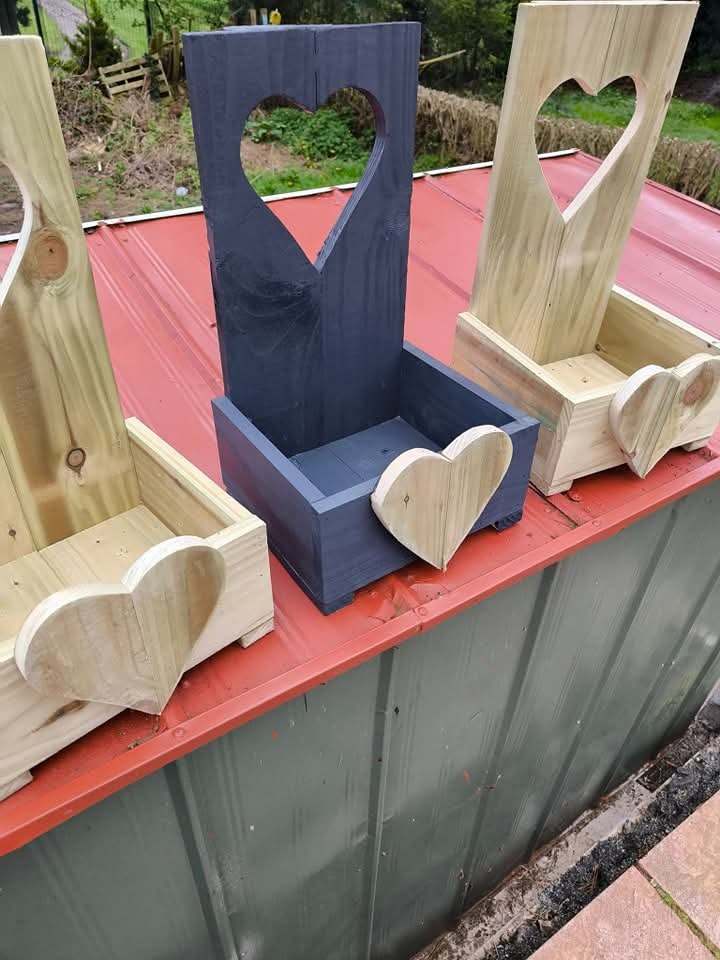 HERE IS OUR PRICE LIST.. 