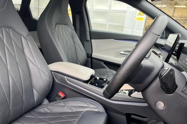 2024 Ford Explorer 210kW Premium 77kWh 5dr Auto HATCHBACK ELECTRIC Automatic