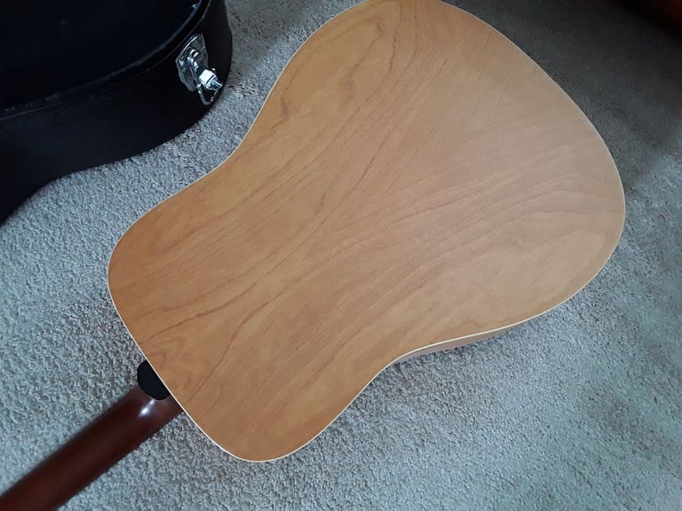 Left handed Norman B18 acoustic guitar, made in canada.