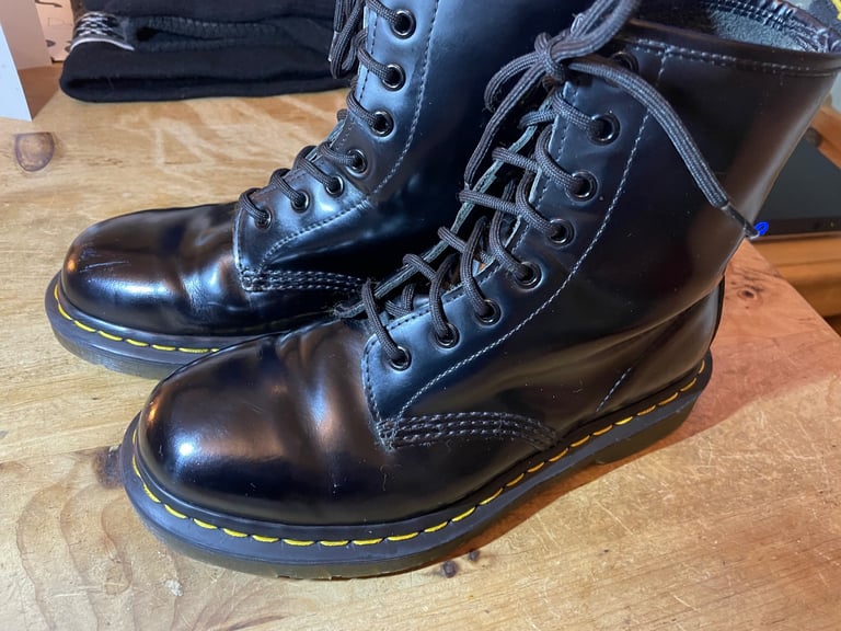 Doc martens gumtree new arrivals