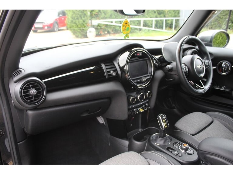 2020 MINI Electric Hatch Cooper SE Level 2 Hatchback Electric Automatic