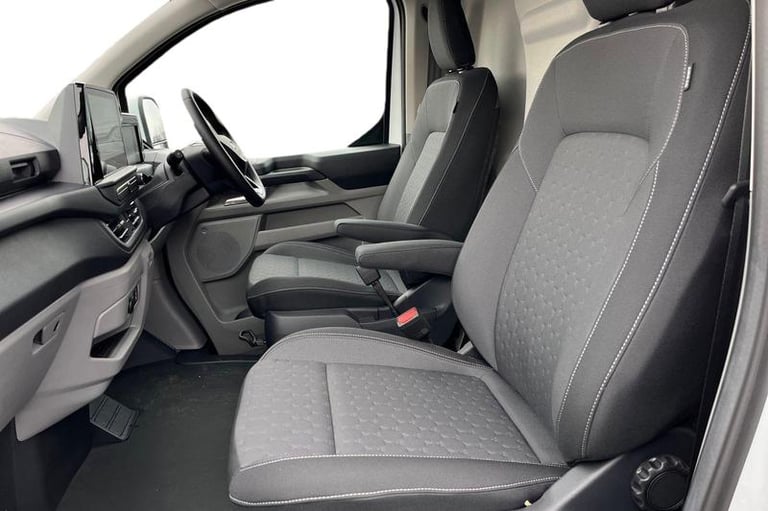 2024 Ford E-Transit 320 Limited AUTO L1 SWB RWD 100kW 65kWh Low Roof, SINGLE PASSENGER SEAT, WI P...