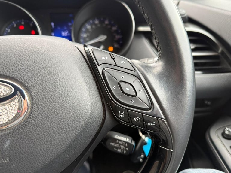 TOYOTA C-HR 1.2 VVT-i Icon 2019