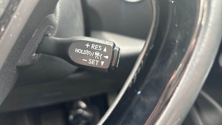 2022 Toyota C-HR 1.8 Hybrid Design 5dr CVT Hybrid Hatchback Hatchback Hybrid Automatic