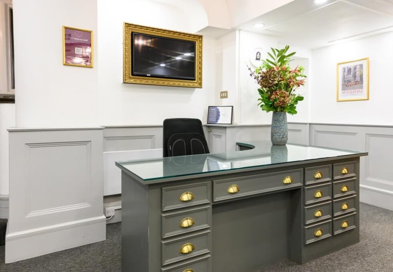 *Victoria* Private Serviced Offices: Units from 3 to 100 desks for rent SW1