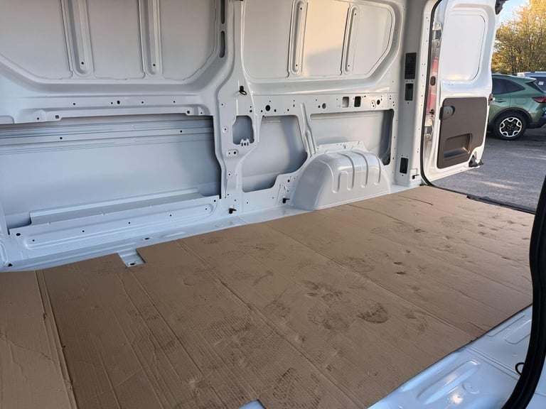 2024 Renault Trafic 2.0 dCi Blue LL30 Extra Panel Van 5dr Diesel Manual L2 H1 Euro 6 (s/s) (130 P...