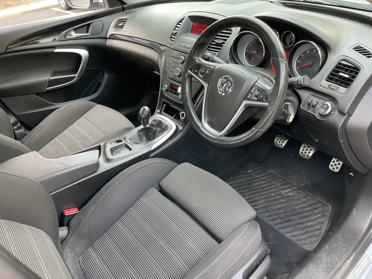 Vauxhall, INSIGNIA, Hatchback, 2012, Manual, 1796 (cc), 5 doors