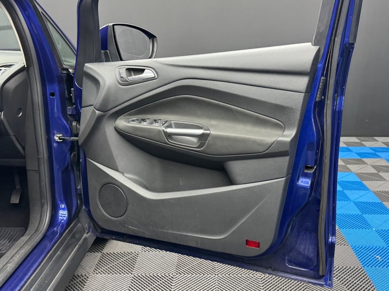 2015 Ford Grand C-Max 1.5 TDCi Zetec Euro 6 (s/s) 5dr MPV Diesel Manual