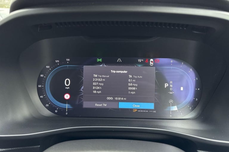 2022 Volvo XC40 2.0 B4 MHEV Plus SUV 5dr Petrol Hybrid DCT Auto AWD Euro 6 (s/s) (197 ps) ESTATE ...