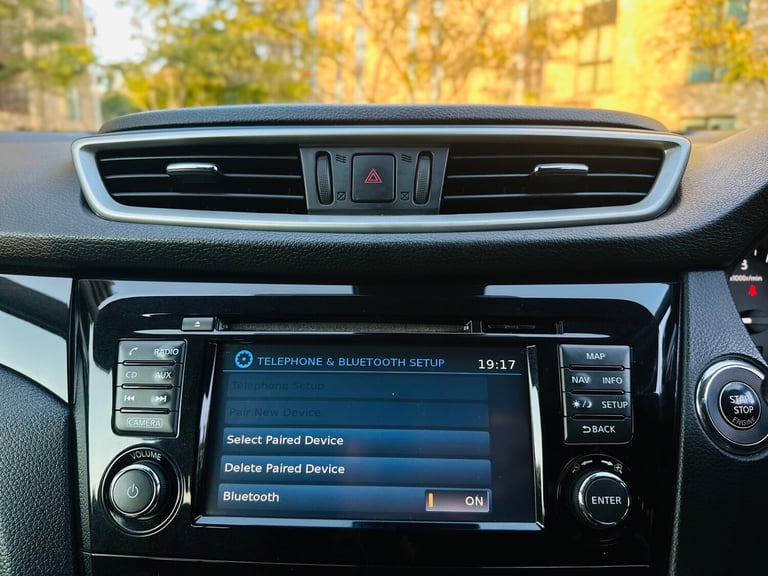 2014 Nissan Qashqai 1.5 dCi Tekna 5dr Diesel