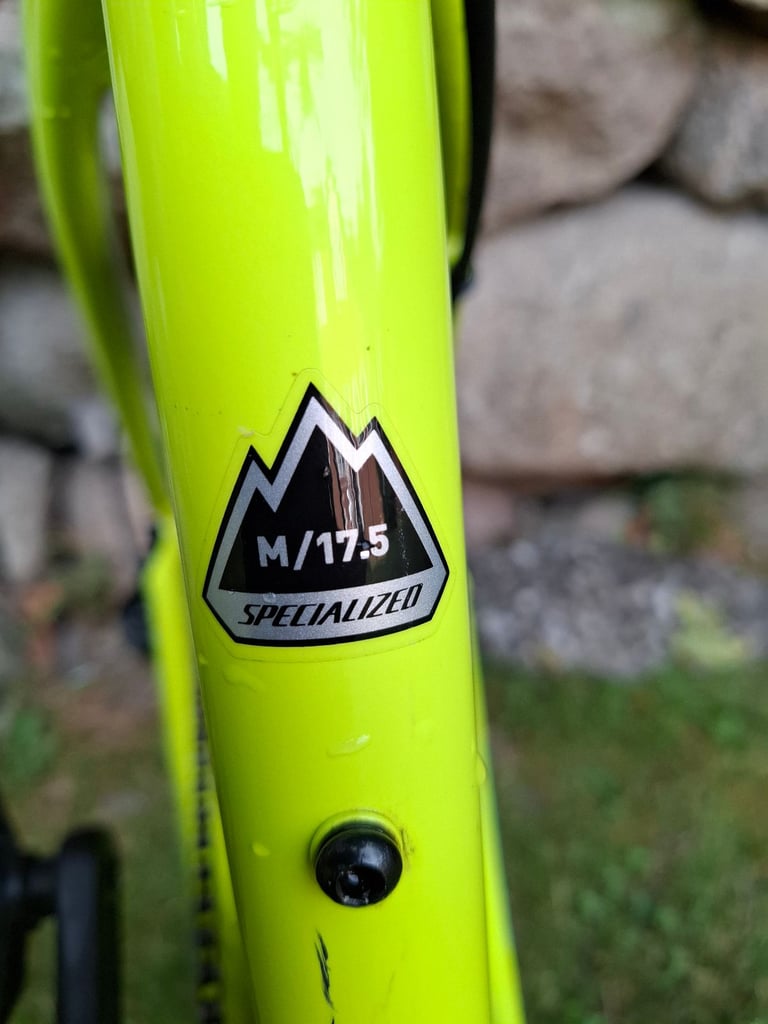 Specialized Pitch Sport ladies mountain bike 