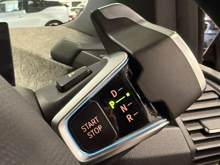 2015 BMW i3 125kW Range Extender 5dr Auto [Loft Int World] HATCHBACK PETROL/ELECTRIC Automatic